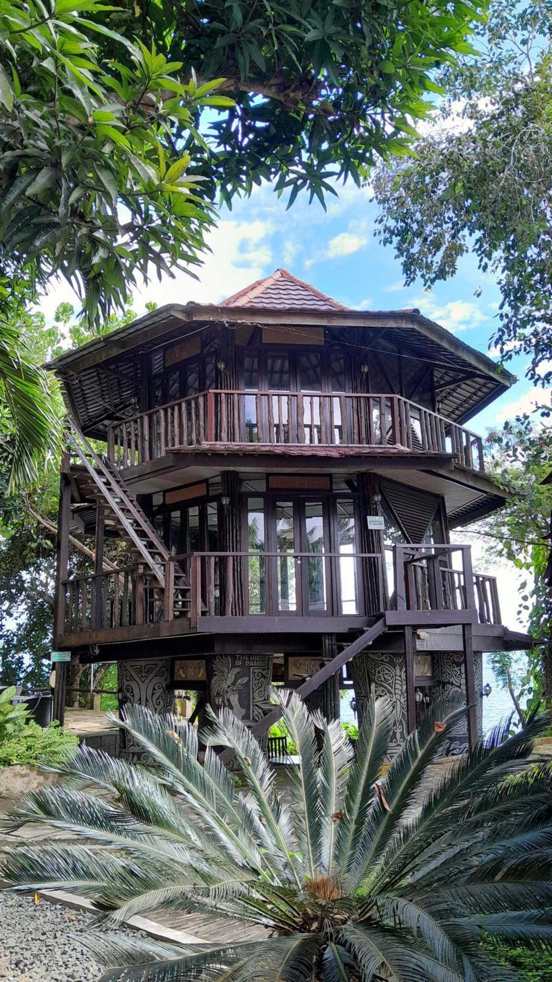 Kasuari Valley Beach Resort Sorong Exterior foto
